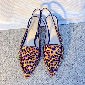 Katherine Kelly Renata slings